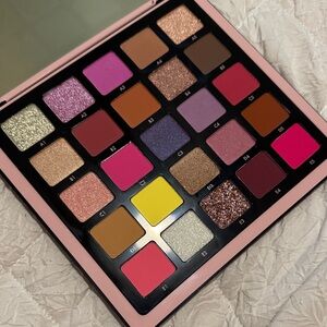 Anastasia Beverly Hills Norvina Vol 4 Palette